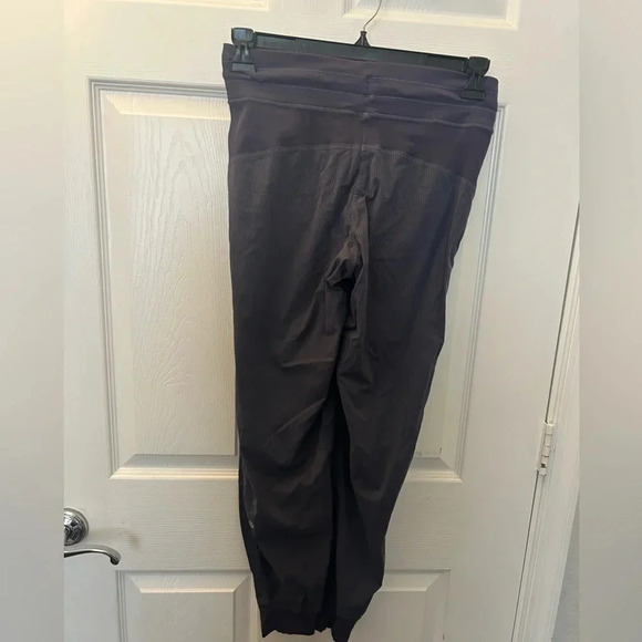 Lululemon Dance Studio Jogger - Picture 3 of 6